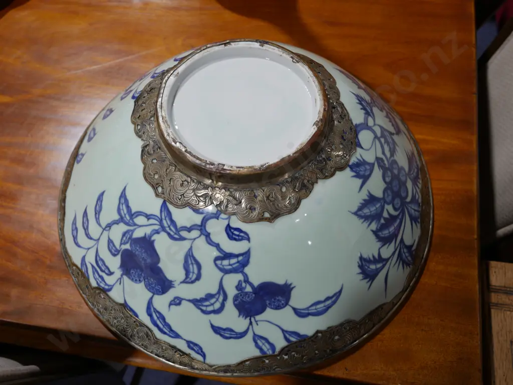 Blue and white china bowl Image 1++
