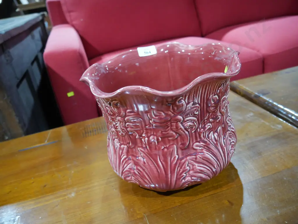 Ceramic jardiniere Image 1++