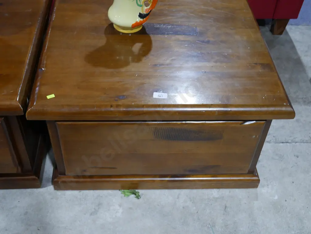 Coffee table Image 1++