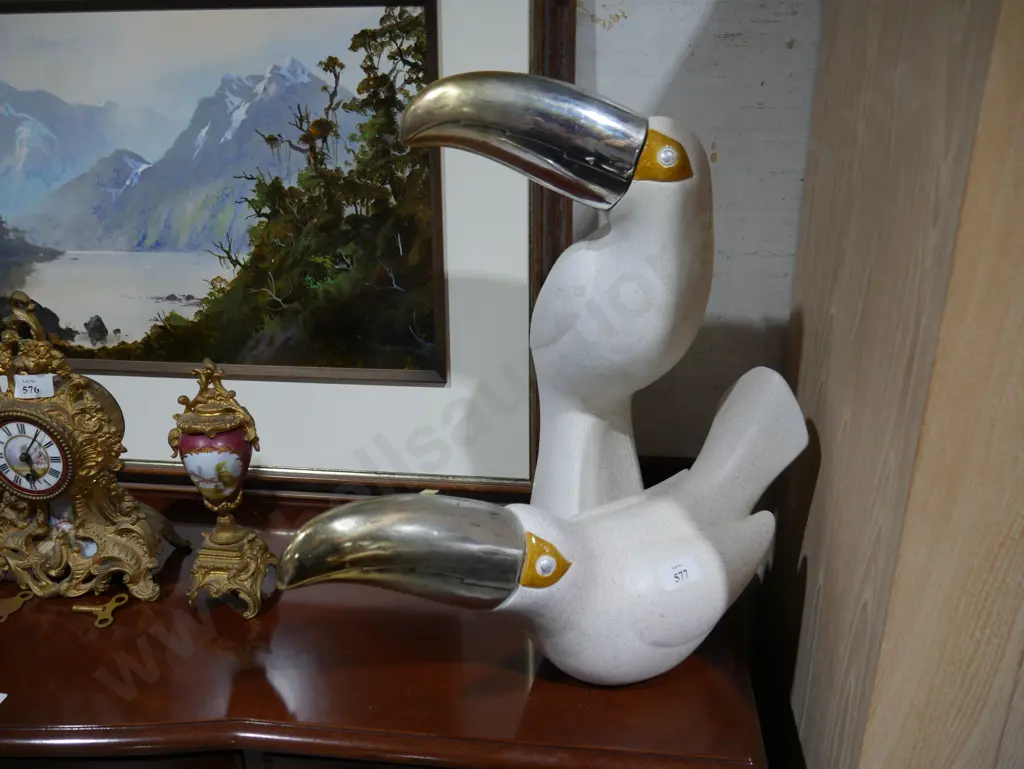 2 bird sculptures Image 1++