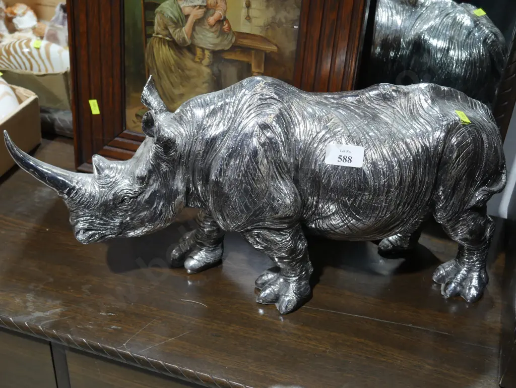 Rhino sculpture Image 1++