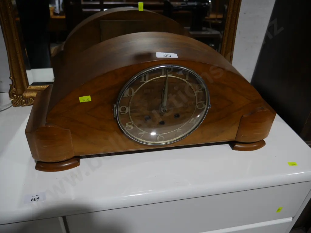Mantle clock Image 1++
