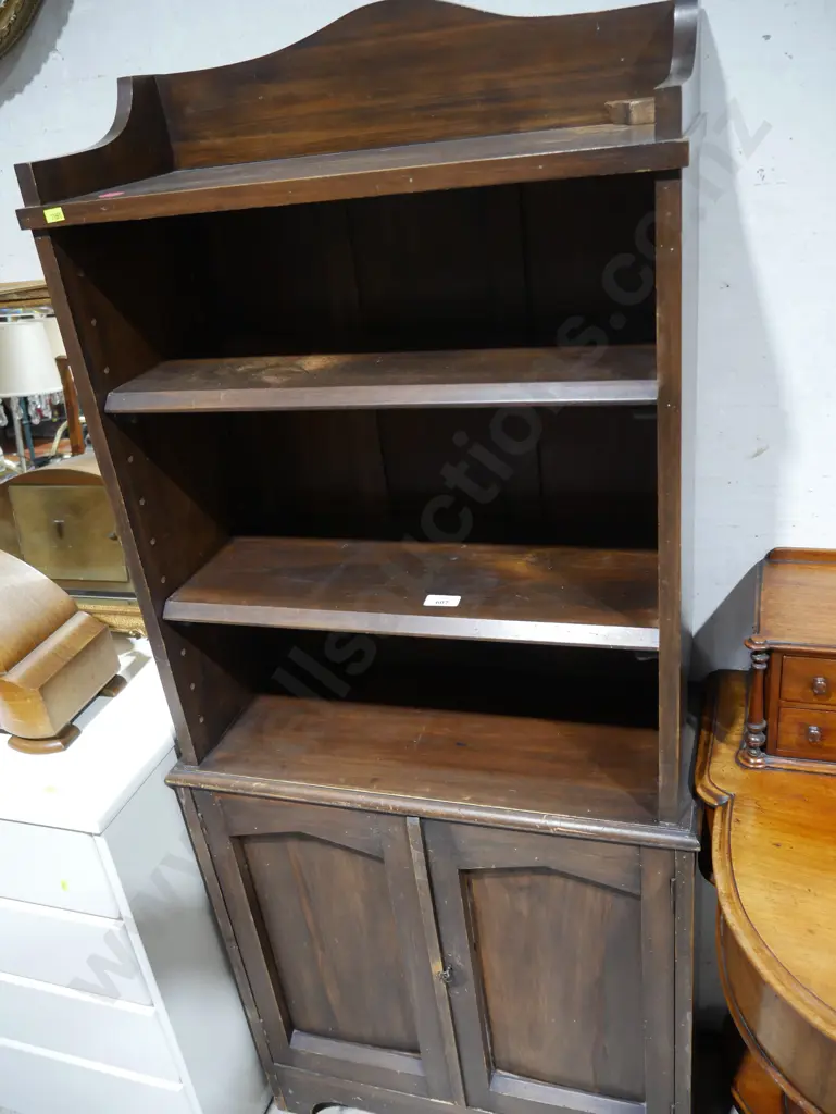 Bookcase cabinet Image 1++