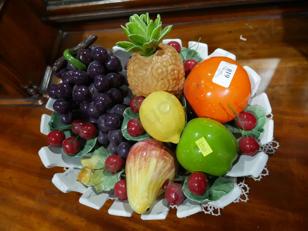Fruit bowl ornament Image 1++