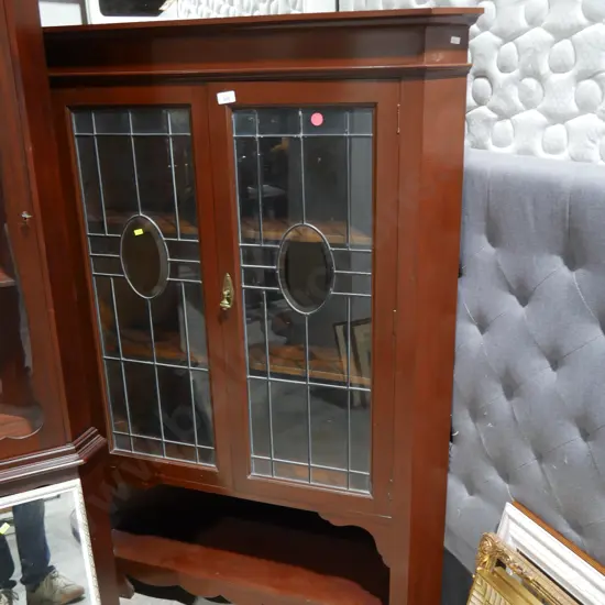 Leadlight corner display cabinet