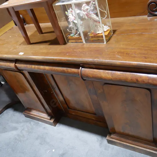Sideboard