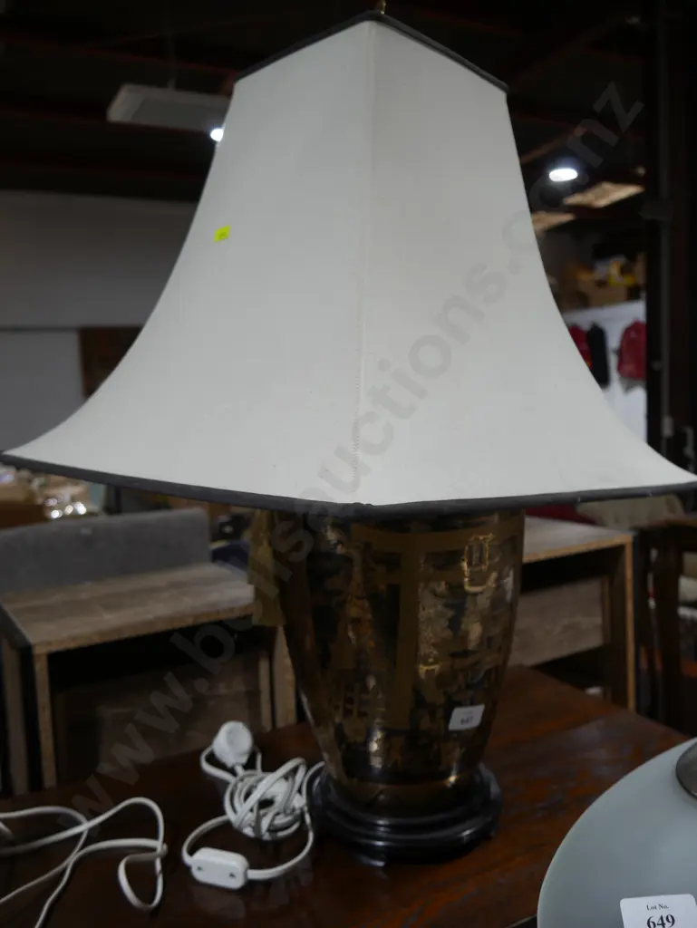 Oriental table lamp Image 1++
