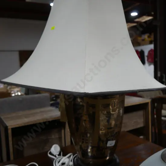 Oriental table lamp