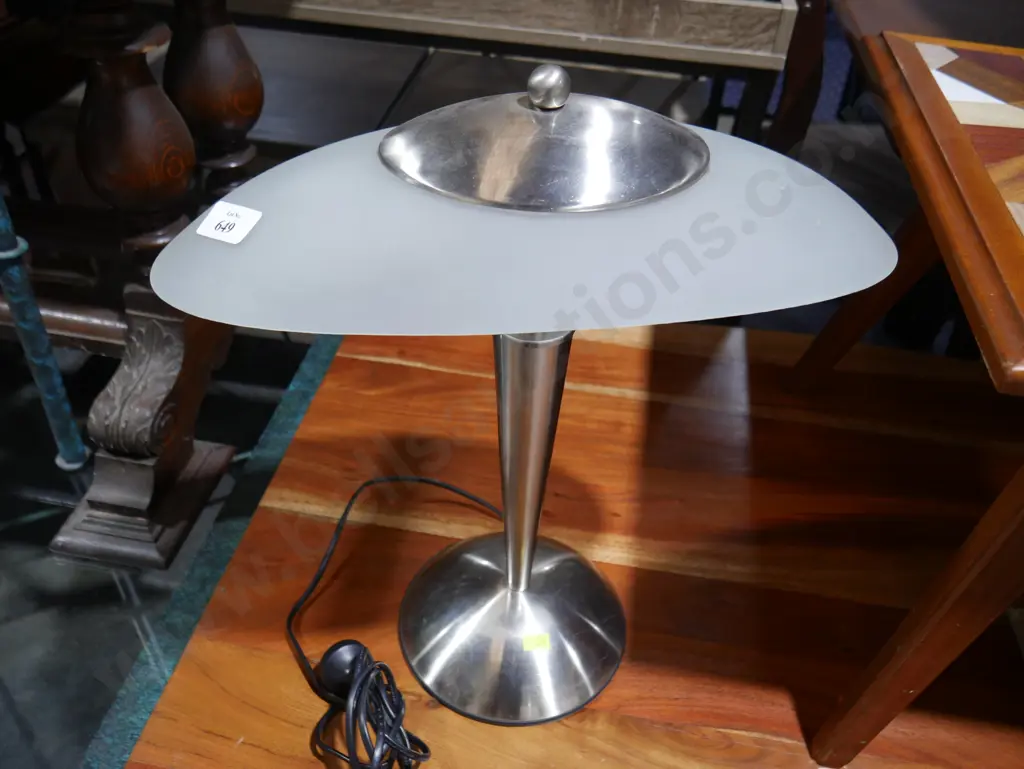 Modern table lamp Image 1++