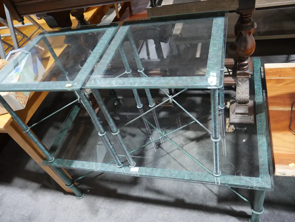 Glass coffee table and two side tables Image 1++