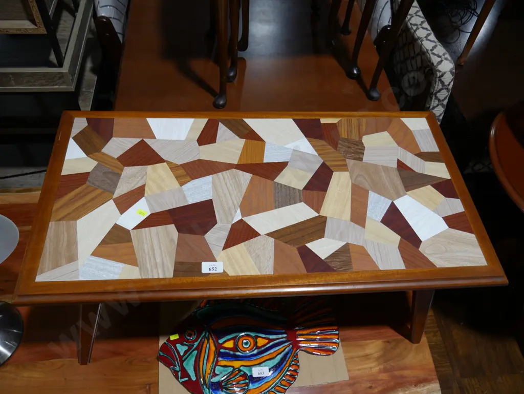 Coffee table Image 1++