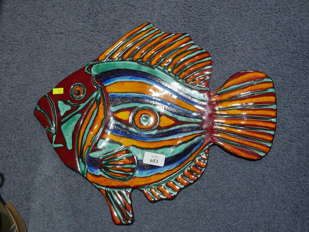John Dory fish ceramic wall plaque Morris and James, reglued tail Image 1++