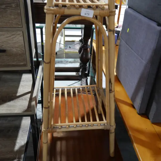 Cane plant table