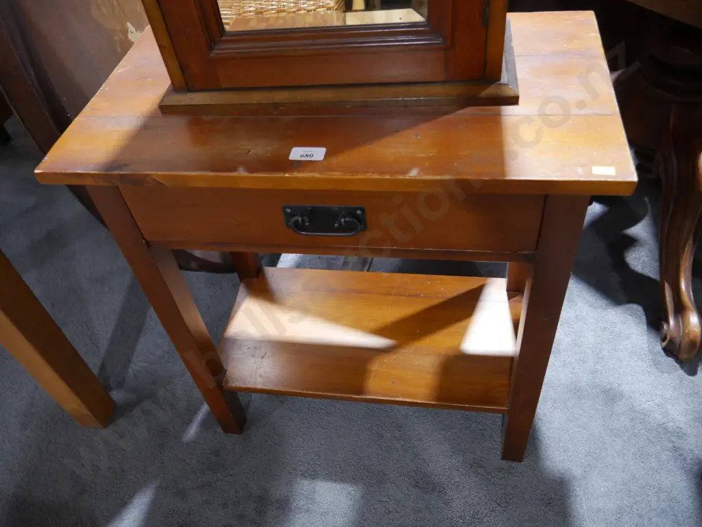 Hallway table Image 1++