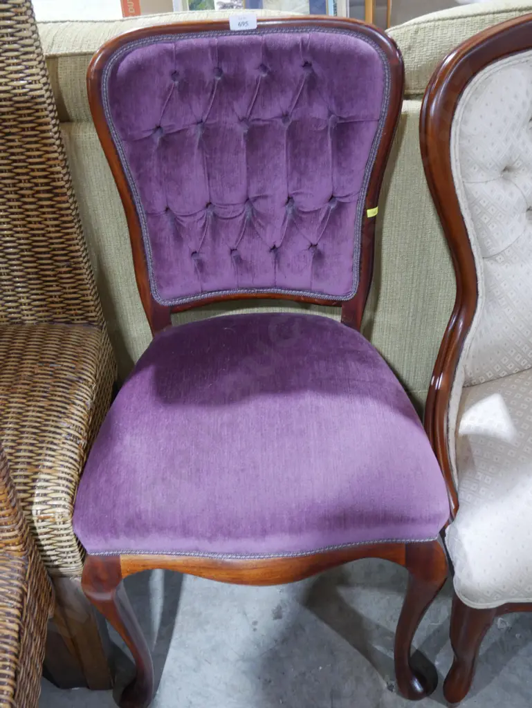 Bedroom chair Image 1++