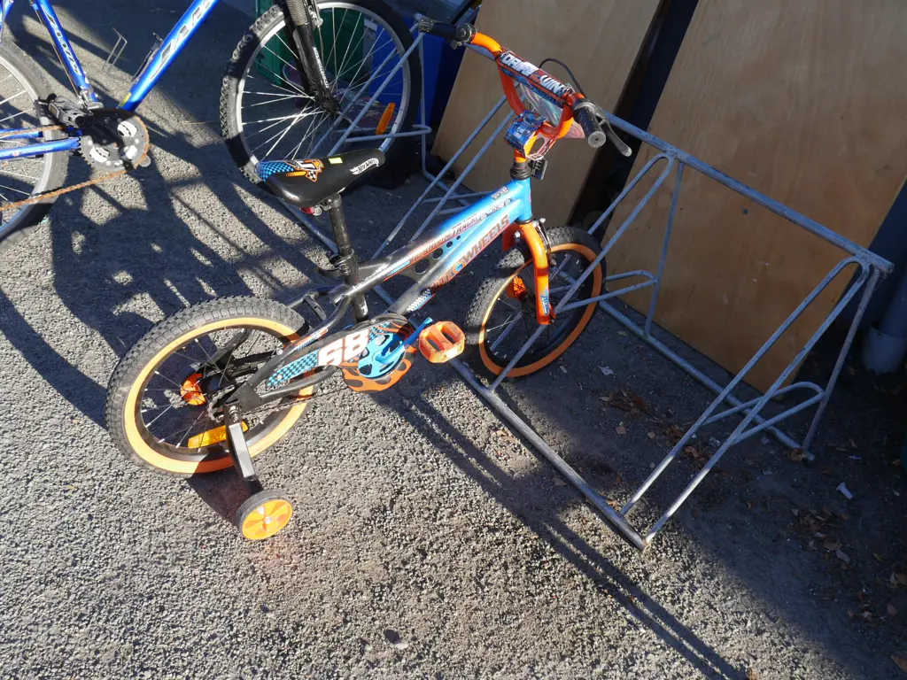Child's bike Image 1++
