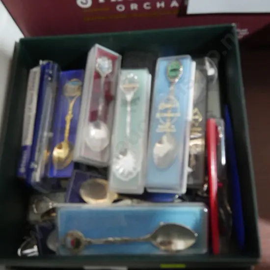 Souvenir teaspoons