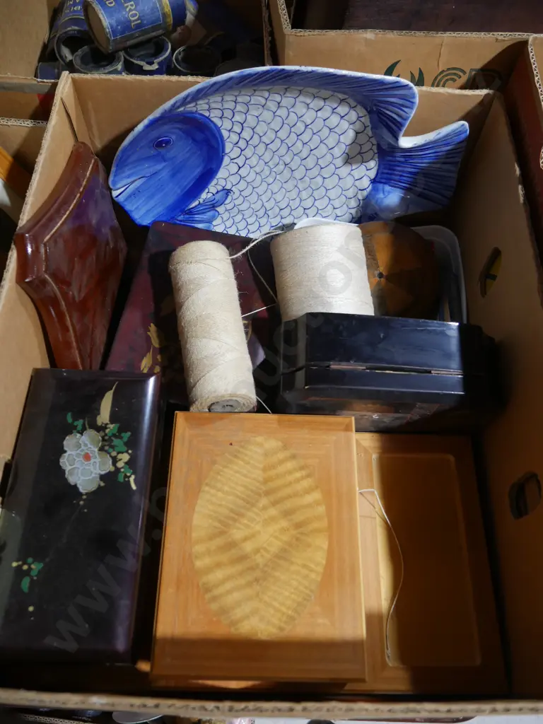 Wooden boxes etc Image 1++