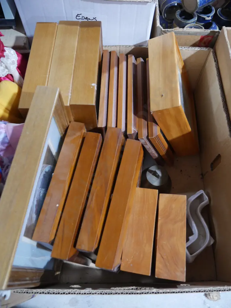 Assorted art Image 1++