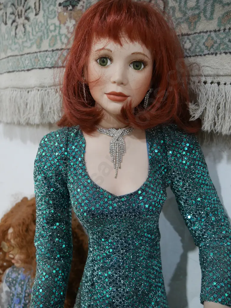 Two porcelain dolls Image 1++