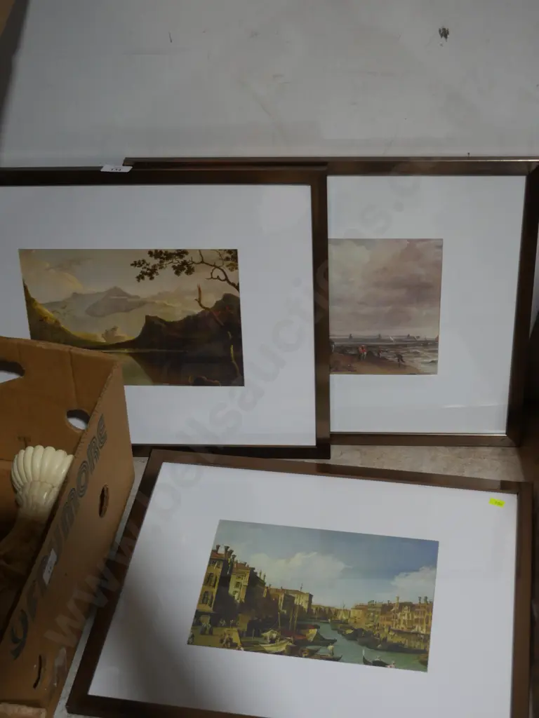 Assorted art Image 1++