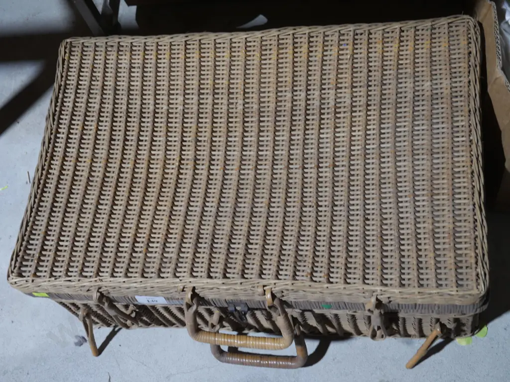 Picnic basket Image 1++