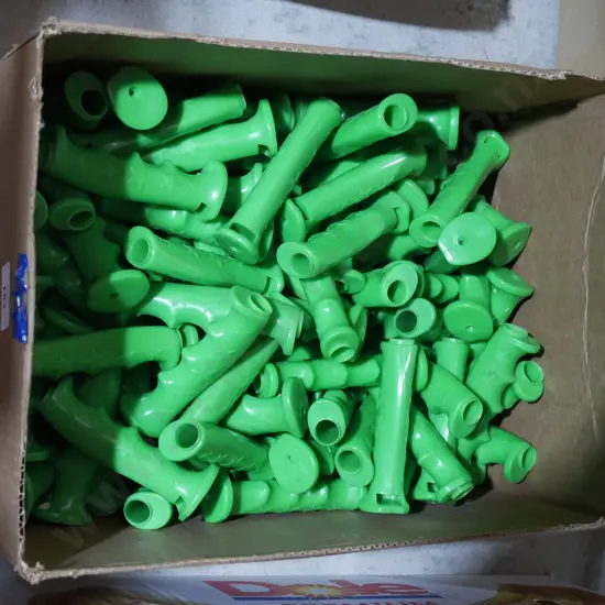 Box of handles