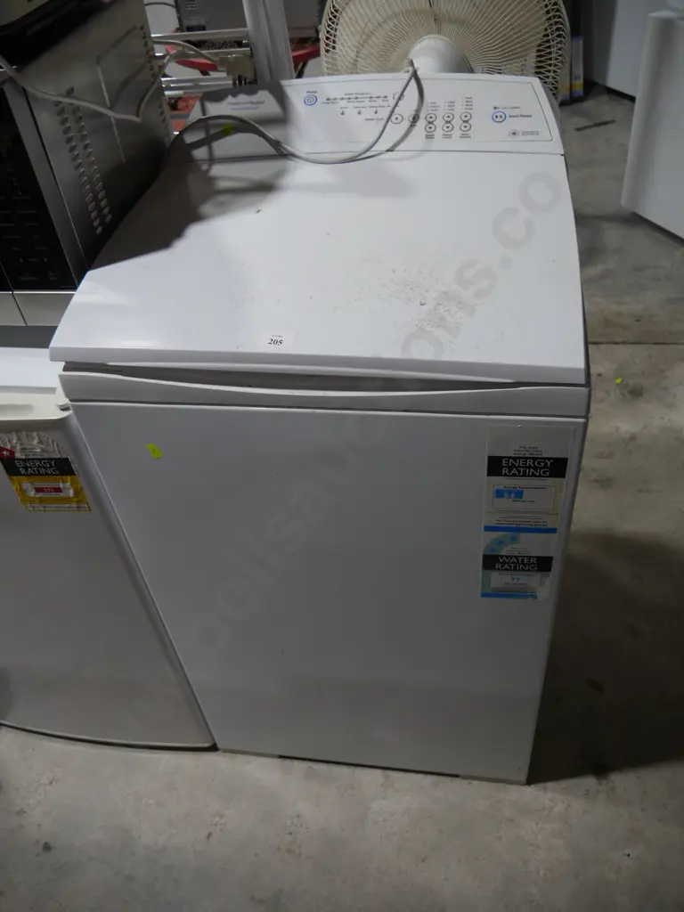 Fisher & Paykel washing machine Image 1++