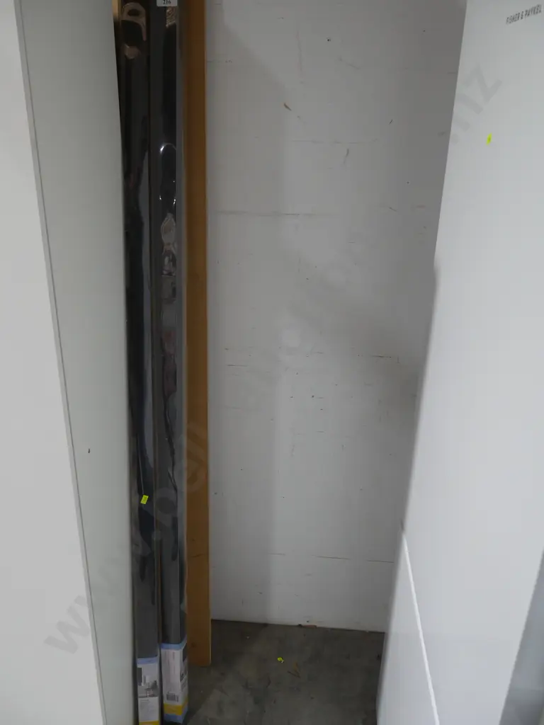 Roller blinds Image 1++