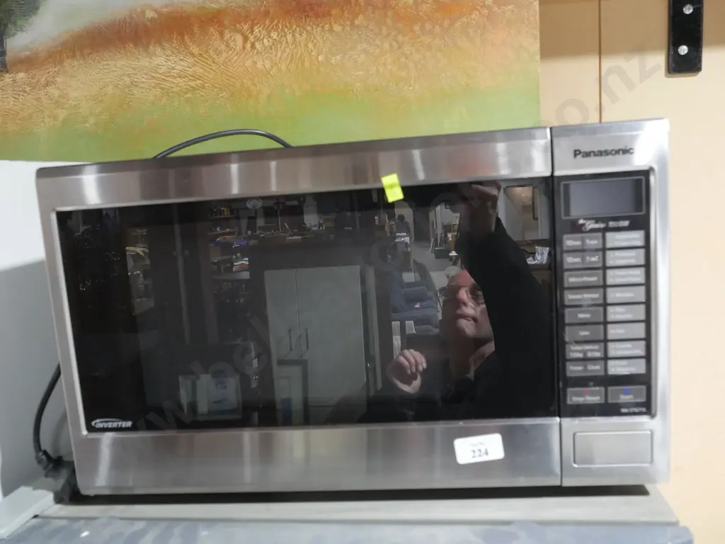 Panasonic inverter microwave Image 1++