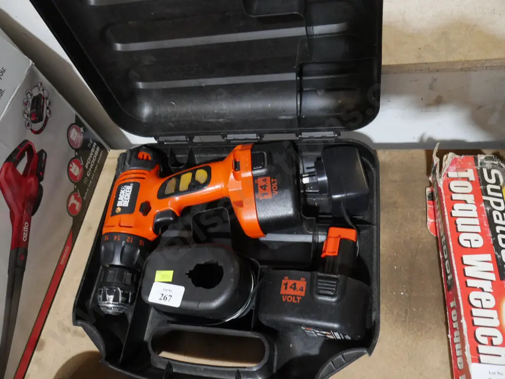 Black & Decker battery drill Image 1++