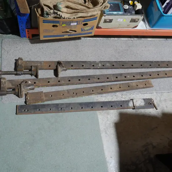 2 sash clamps and extensions