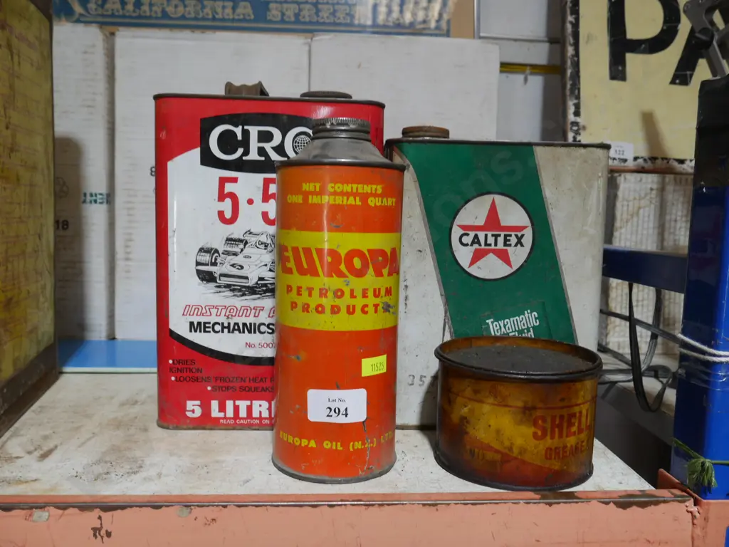 Assorted oil tins Image 1++