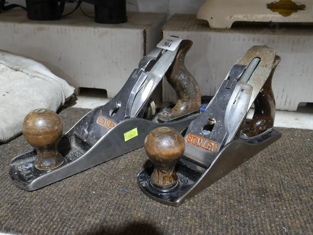 2 Stanley wood planes Image 1++