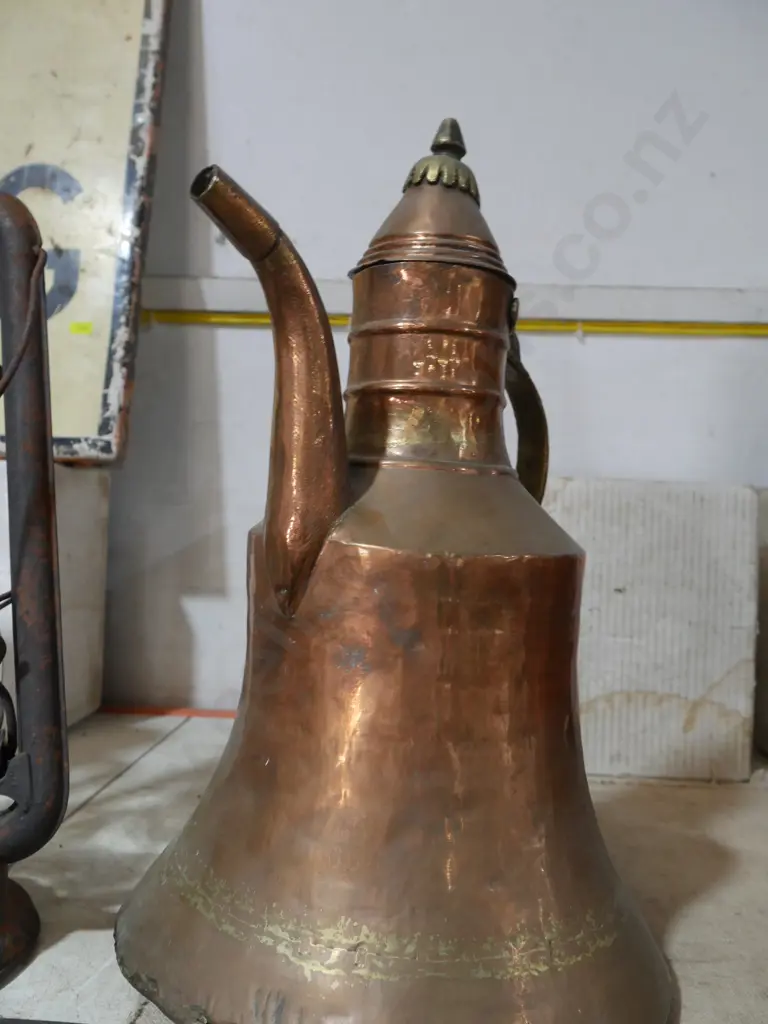 Turkish hammered copper kettle Image 1++
