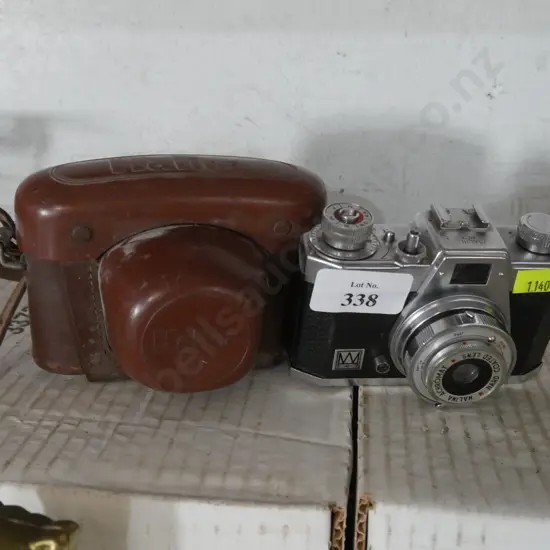 Halina viewfinder camera and case