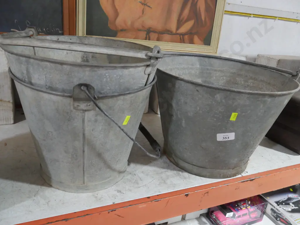 3 tin buckets Image 1++