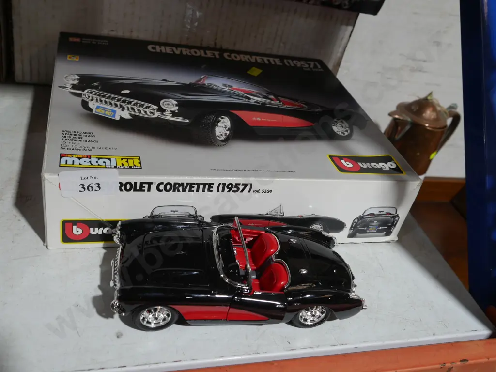 Chevrolet Corvette 1957 model car Image 1++