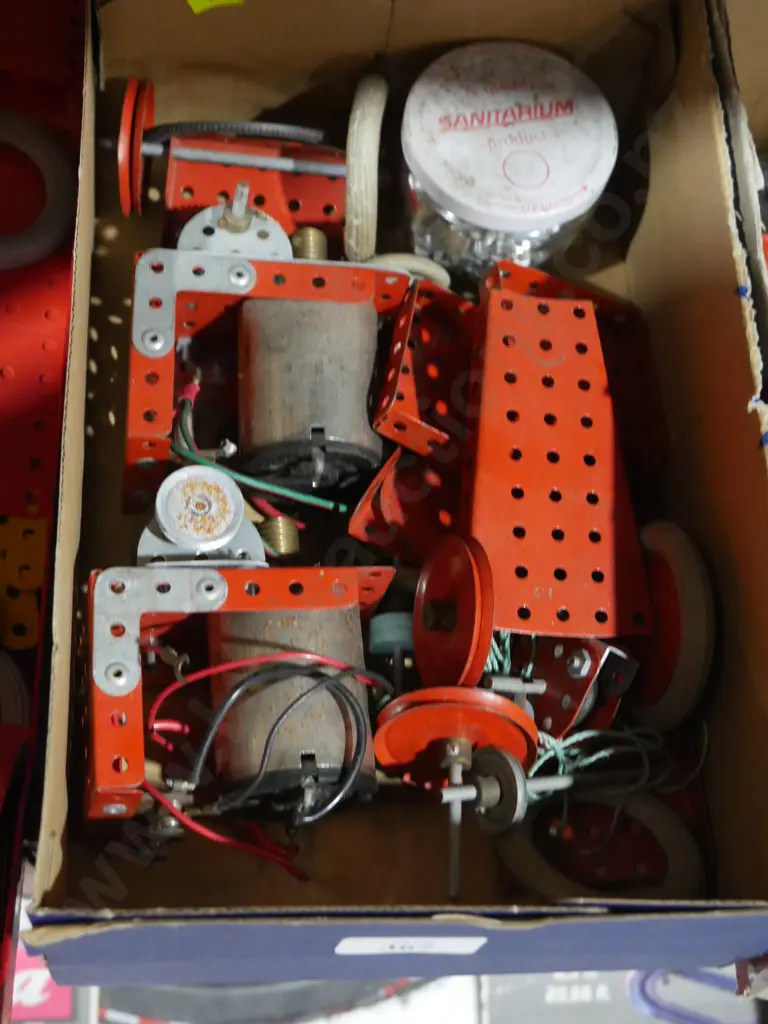 Box of Meccano Image 1++