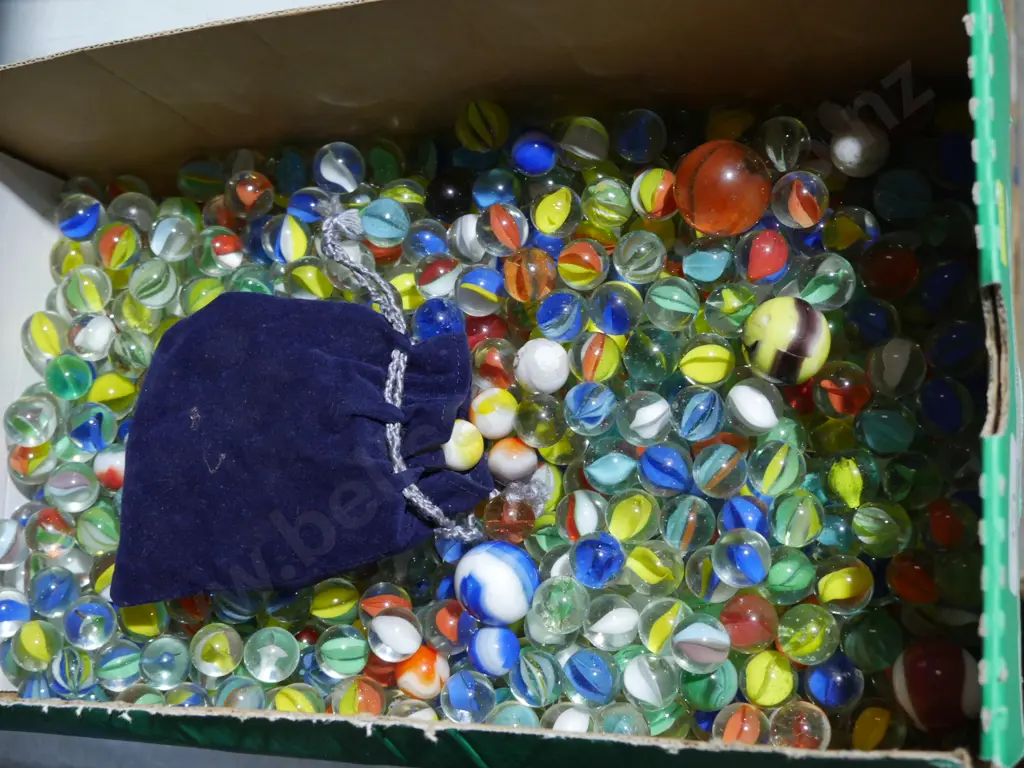 Box of marbles Image 1++