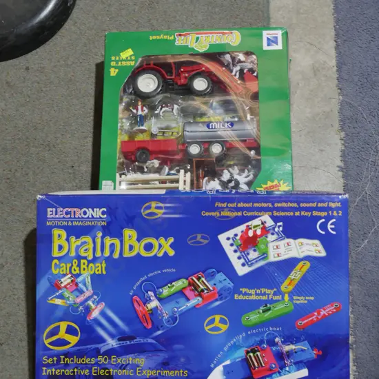 Countrylife play set etc