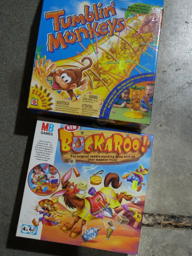 Buckaroo, tumblin monkeys Image 1++