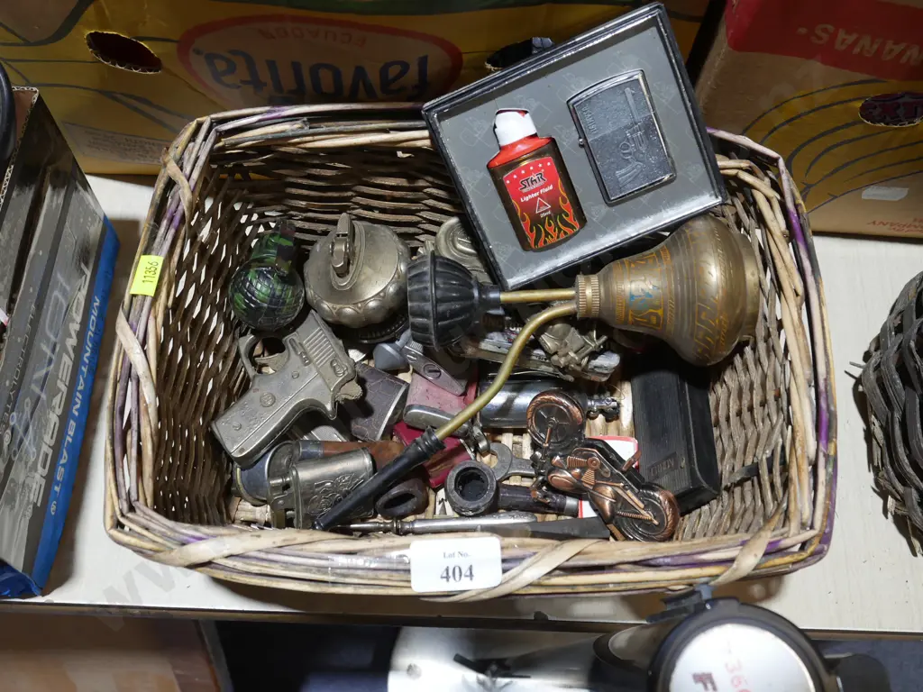 Cigarette lighters etc Image 1++