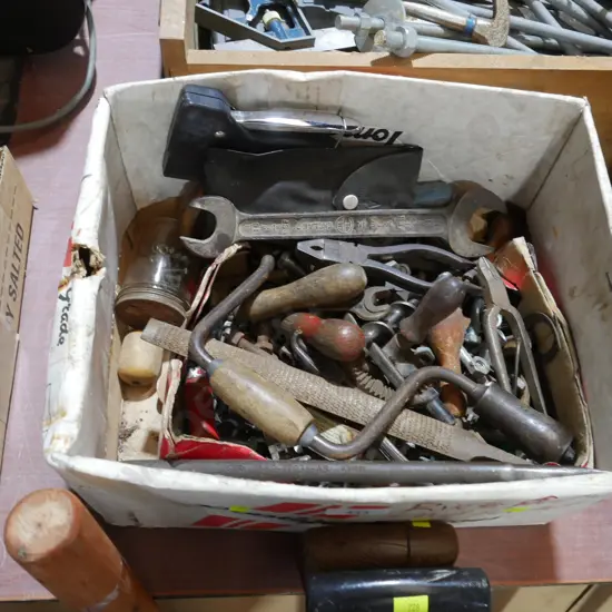 Assorted workshop tools etc