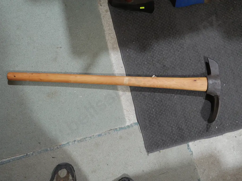 Grubber/ pick Image 1++