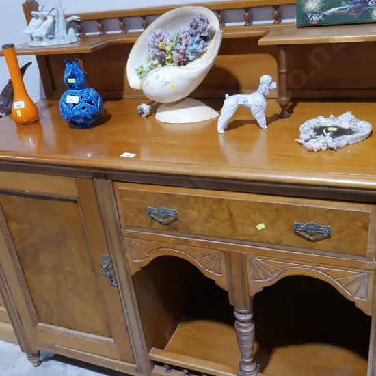 Sideboard