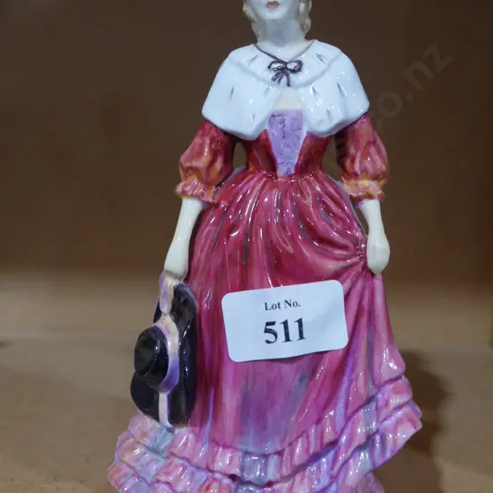 Paragon lady Cynthia