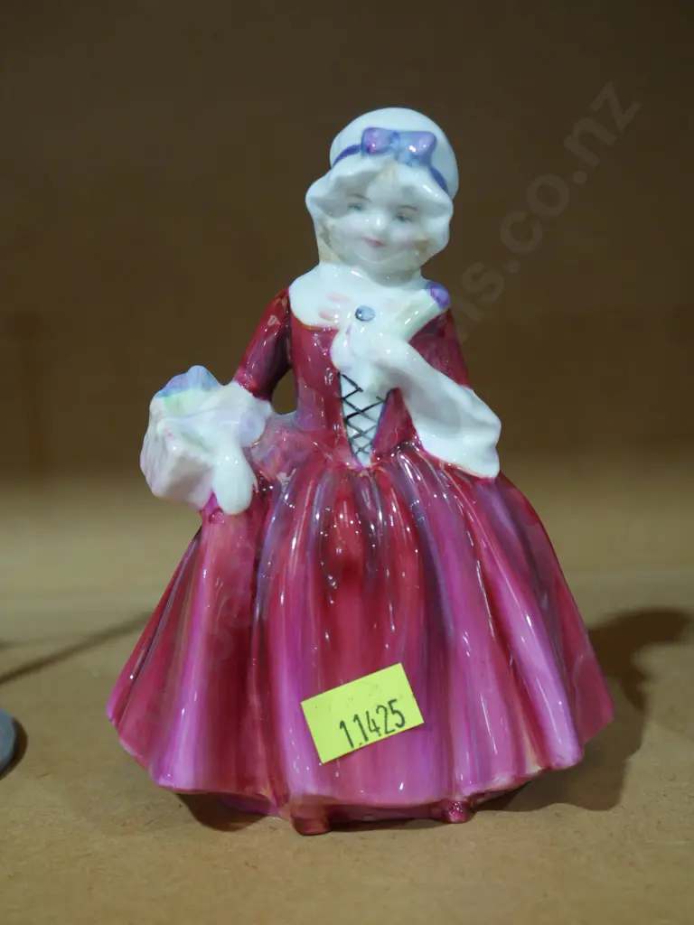 Royal Doulton Lavina figurine Image 1++