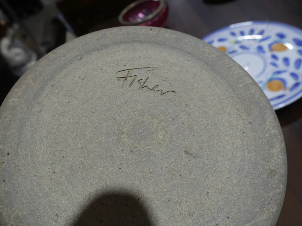 Paul Fisher NZ studio pottery storage pot Image 1++