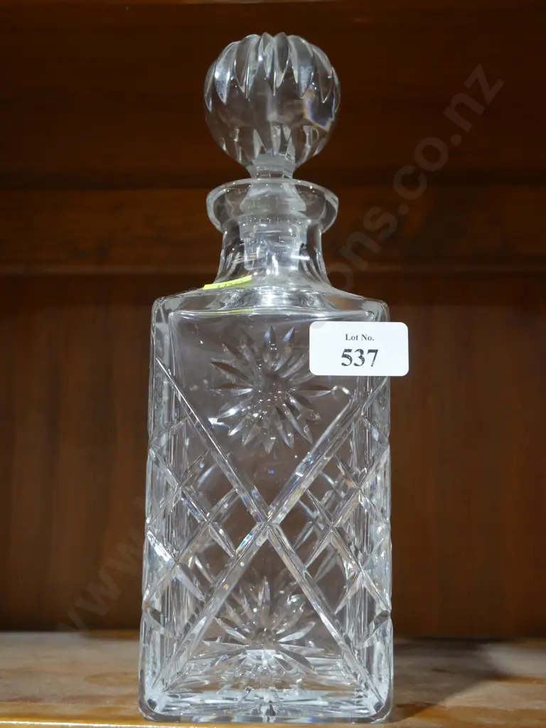 Crystal decanter Image 1++